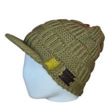 NOWA CZAPKA ZIMOWA Z DASZKIEM SKI AUSTRIA OLIV GREEN